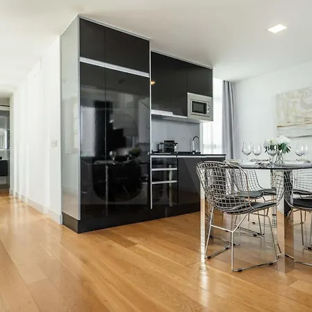 Marvellous Penthouse With Terrace & Cathedral Views By Rems