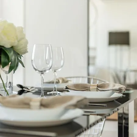 Marvellous Penthouse With Terrace & Cathedral Views By Rems Malaga