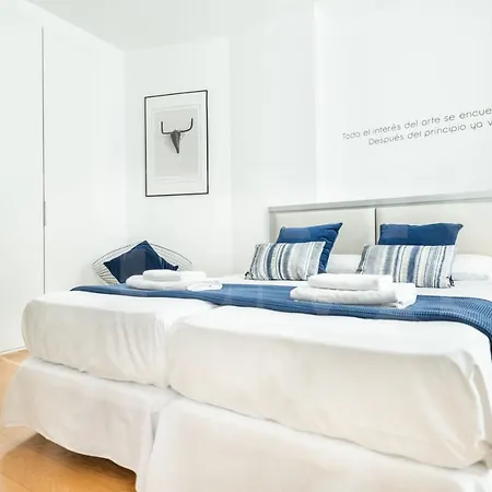 Marvellous Penthouse With Terrace & Cathedral Views By Rems Apartment Malaga