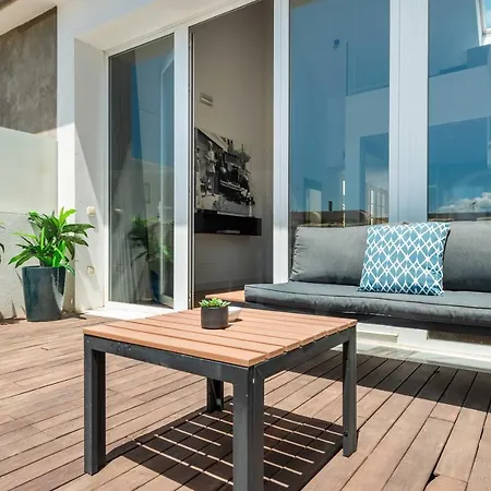 Marvellous Penthouse With Terrace & Cathedral Views By Rems *