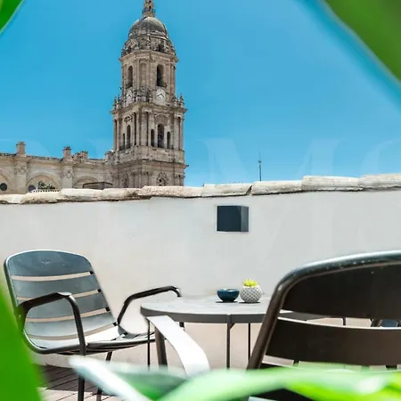 Marvellous Penthouse With Terrace & Cathedral Views By Rems Apartament *